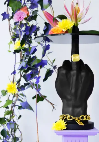 BOLD MONKEY Fother Mucker sidebord, rund - sort glas og harpiks (40)