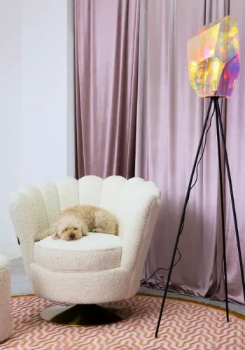 BOLD MONKEY Diamond Dear gulvlampe - regnbuefarvet holografisk akryl og jern