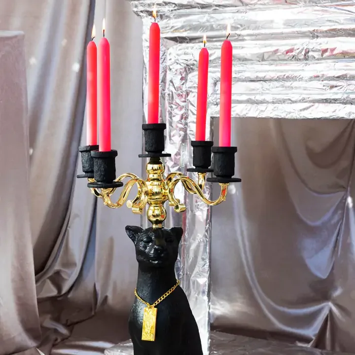 BOLD MONKEY Proudly Crowned Panther lysestage, til 5 lys - guld galvanisering og sort harpiks