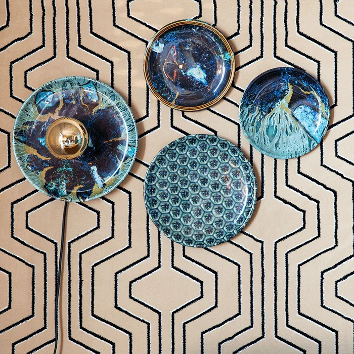 BOLD MONKEY No Food Here vglampe - jernplader med vinyltrykt multifarvet hexagon (st med 4)