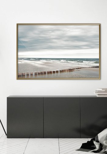 ARTGEIST Plakat med ramme - Chilly Morning at the Seaside