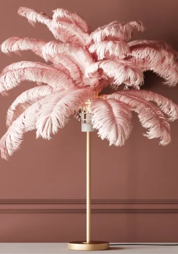 KARE DESIGN Feather Palm bordlampe - lyserd strudsefjer og messing stl