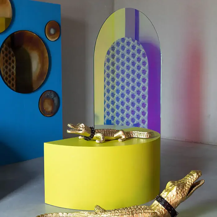 BOLD MONKEY Peek Into The Cosmos vgspejl XXL - vintage/oliespildsinspirerede refleksion glas (89)