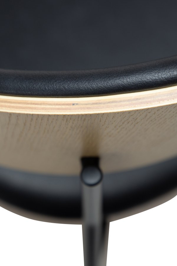 DANFORM Crib spisebordsstol, m. armln - Ravn sort kunstlder/hvidkalket egetrsfinér/sort stl