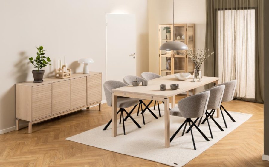 ACT NORDIC Pippa spisebordsstol, m. drejefunktion og lynls - beige stof og sort stl