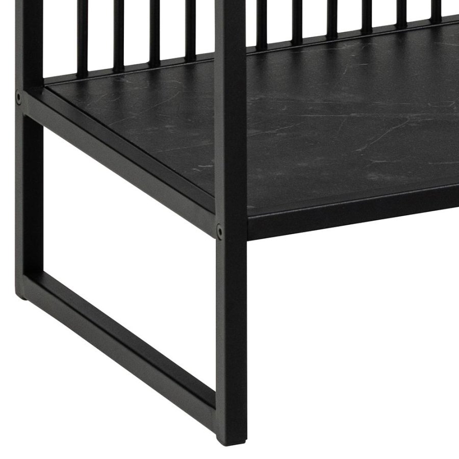 ACT NORDIC Strington reol, m. 2 hylder - mat sort Izmir ru melamin og mat sort stl