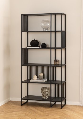 ACT NORDIC Strington reol, m. 5 hylder - mat sort Izmir ru melamin og mat sort stl