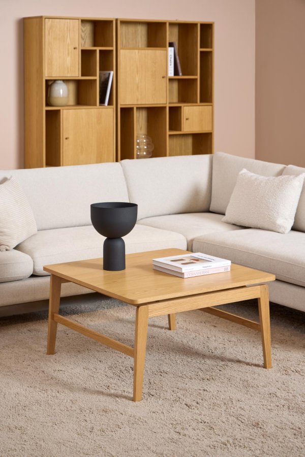 ACT NORDIC Essex sofabord, kvadratisk - UV lakeret egefiner og NC lak eg (80x80)