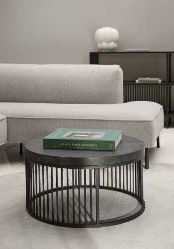 ACT NORDIC Strington sofabord, rund - mat sort Izmir ru melamin og sort stl (65)