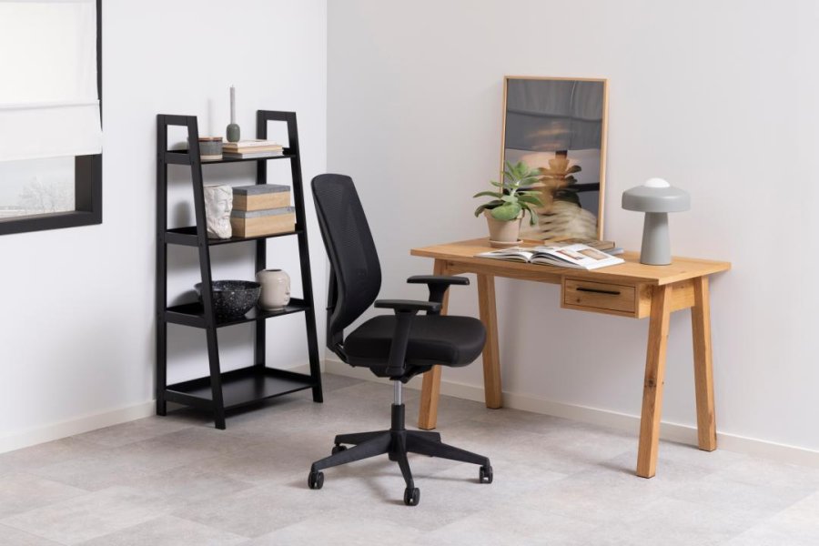 ACT NORDIC Wally reol, m. trappeform og 4 hylder - sort MDF