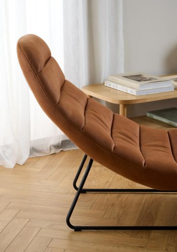 ACT NORDIC Chaplin chaiselong, m. horisontal syning - cognac mix stof og sort stl (63x156)