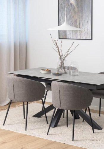 ACT NORDIC Eleanor spisebordsstol, m. armln - lys grbrun stof og sort stl