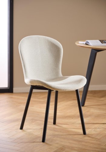 ACT NORDIC Esra spisebordsstol, Apia stof beige 453, Stel mat sort ru pulverlakeret stl med lynls, kasse 2 stk, kasse 3 af 3