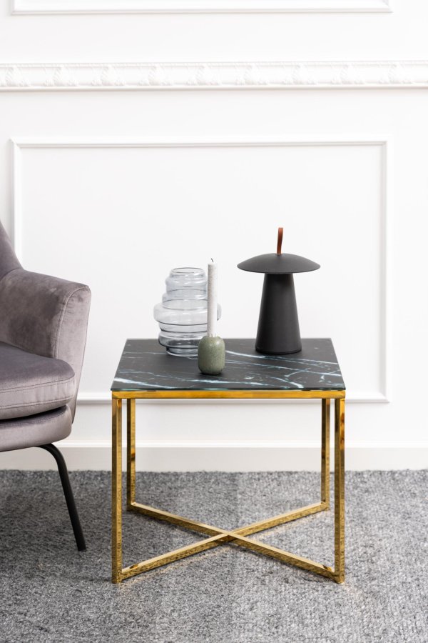 ACT NORDIC Alisma hjrnebord, kvadratisk - sort marmor frostet glas og gylden krom metal (50x50)