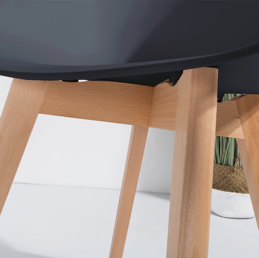 NORDLYS Alborg spisebordsstol, m. armln - sort polypropylen og natur tr