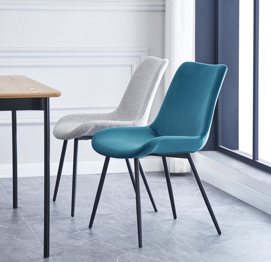 NORDLYS Koge spisebordsstolen - andebl velour og sort metal