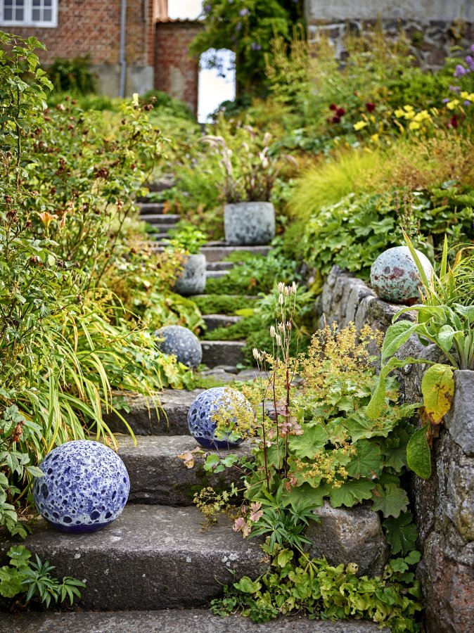 BLOOMINGVILLE Reese udendrs dekorations kugle, rund - bl terrakotta (20)