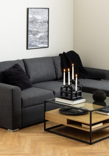 ACT NORDIC Randolf sofabord, m. 2 hylder - klar glas, natur vild eg melamin, mat sort stl (80x80)