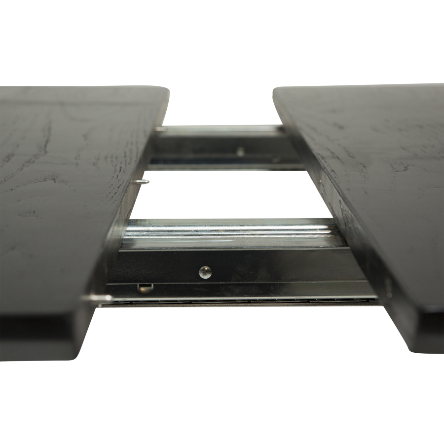 DAN-FORM ECLIPSE Spisebord Bordplade af sortbejdset ask, oval, med udtrk