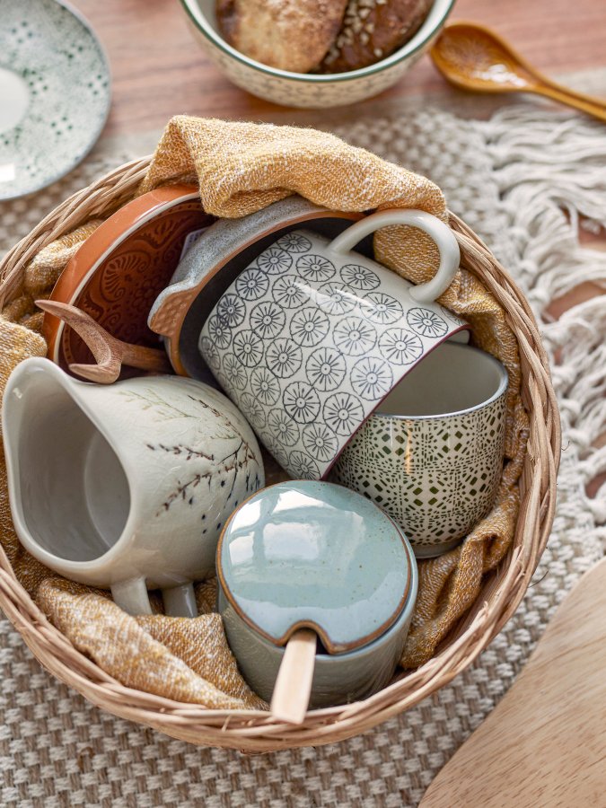 BLOOMINGVILLE Bea Fldekande, Natur, Stentj