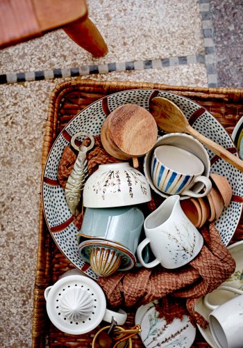 BLOOMINGVILLE Bea Fldekande, Natur, Stentj