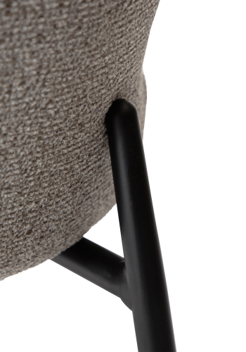 DAN-FORM GLORY Stol Pebble earth bouclé stof m. sorte metal ben