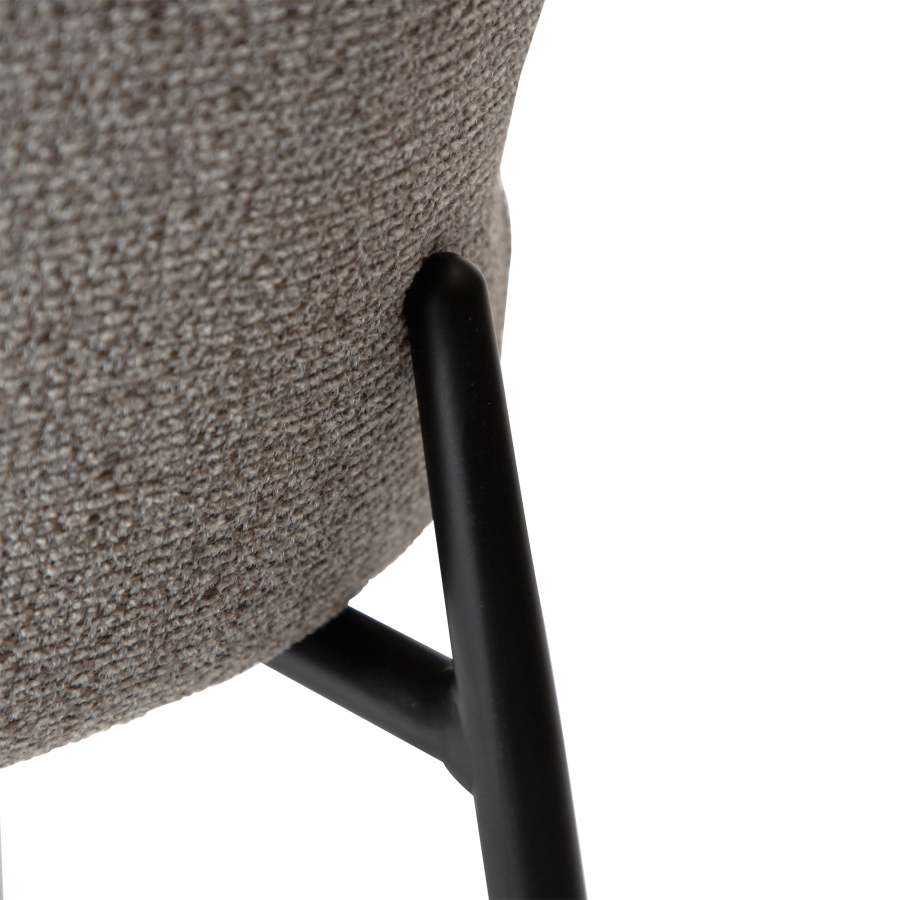 DAN-FORM GLORY Stol Pebble earth bouclé stof m. sorte metal ben