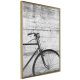 ARTGEIST Plakat med ramme - Bicycle Leaning Against the Wall