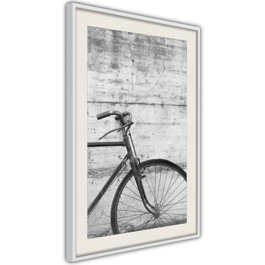 ARTGEIST Plakat med ramme - Bicycle Leaning Against the Wall