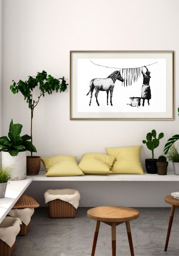 ARTGEIST Plakat med ramme - Banksy: Washing Zebra Stripes