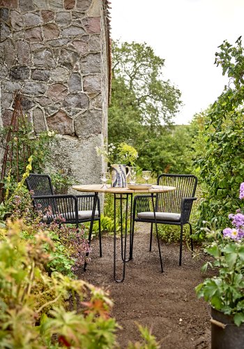 BLOOMINGVILLE Molito havebord, rund - natur teaktr og sort metal (90)