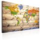 ARTGEIST Map on wood: Colourful Travels - Farverigt klassisk kort trykt p lrred - Flere strrelser