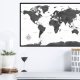 ARTGEIST Plakat med ramme - The World in Black and White
