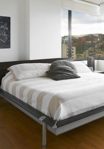 ARTGEIST Travel broadens the Mind - Spansk verdenskort trykt p kork, 3-delt - Flere strrelser