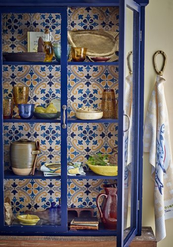 CREATIVE COLLECTION Hazem Skab, Bl, Fyrretr