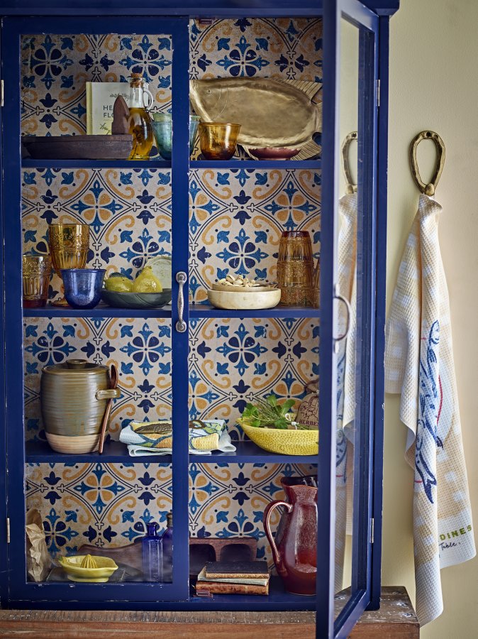 CREATIVE COLLECTION Hazem Skab, Bl, Fyrretr