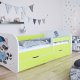 Babydreams juniorseng med vaskebjrn, m. madras, sengehest og skuffe - hvid og grn laminat (160x80)