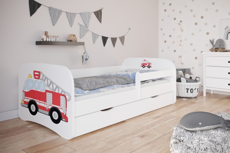 Babydreams juniorseng med brandbil, m. madras, sengehest, skuffe - hvid laminat (160x80)