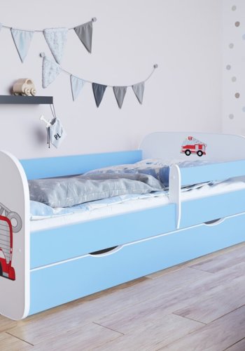 Babydreams juniorseng med brandbil, m. madras, sengehest, skuffe - hvid og bl laminat (140x70)