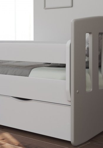 Classic 1 juniorseng, m. madras, sengehest, skuffe - hvid og gr laminat og MDF (140x80)