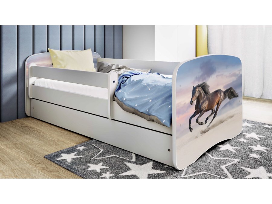 KOCOT KIDS Seng babydreams hvid galopperende hest uden skuffe med madras 160/80