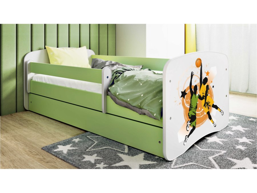KOCOT KIDS Seng babydreams grn basketball uden skuffe med madras 160/80