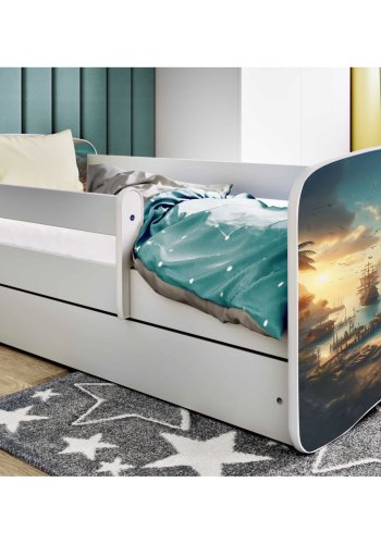 KOCOT KIDS Seng babydreams hvidt skib uden skuffe med madras 160/80