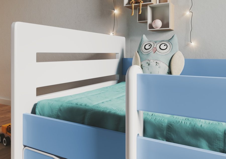 Tomi juniorseng, m. madras, sengehest, skuffe - hvid og bl spnplade og MDF (140x80)