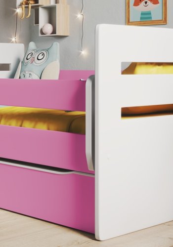 Tomi juniorseng, m. madras, sengehest, skuffe - hvid og lyserd spnplade og MDF (160x80)