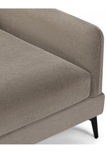 Maggie sofa, m. venstre chaiselong og 4 pyntepuder - brun stof og sort metal