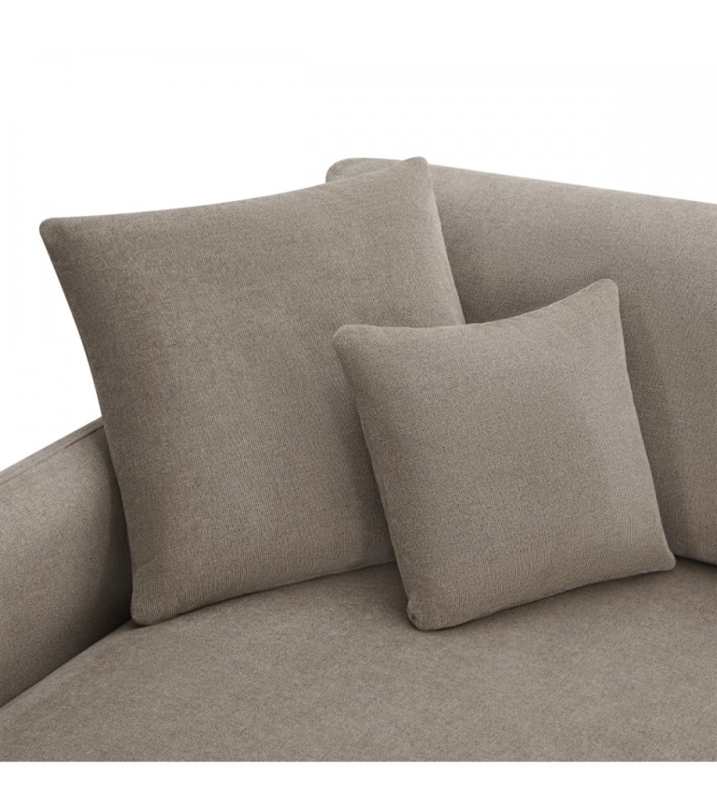 Maggie sofa, m. hjre chaiselong og 4 pyntepuder - brun stof og sort metal