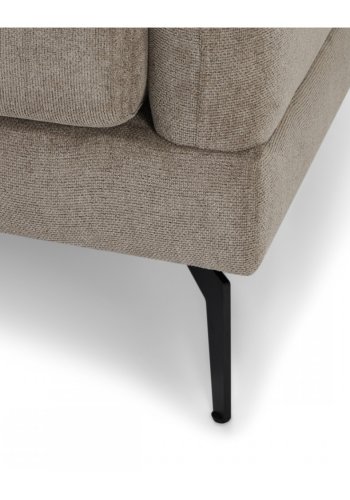 Maggie sofa, m. hjre chaiselong og 4 pyntepuder - brun stof og sort metal