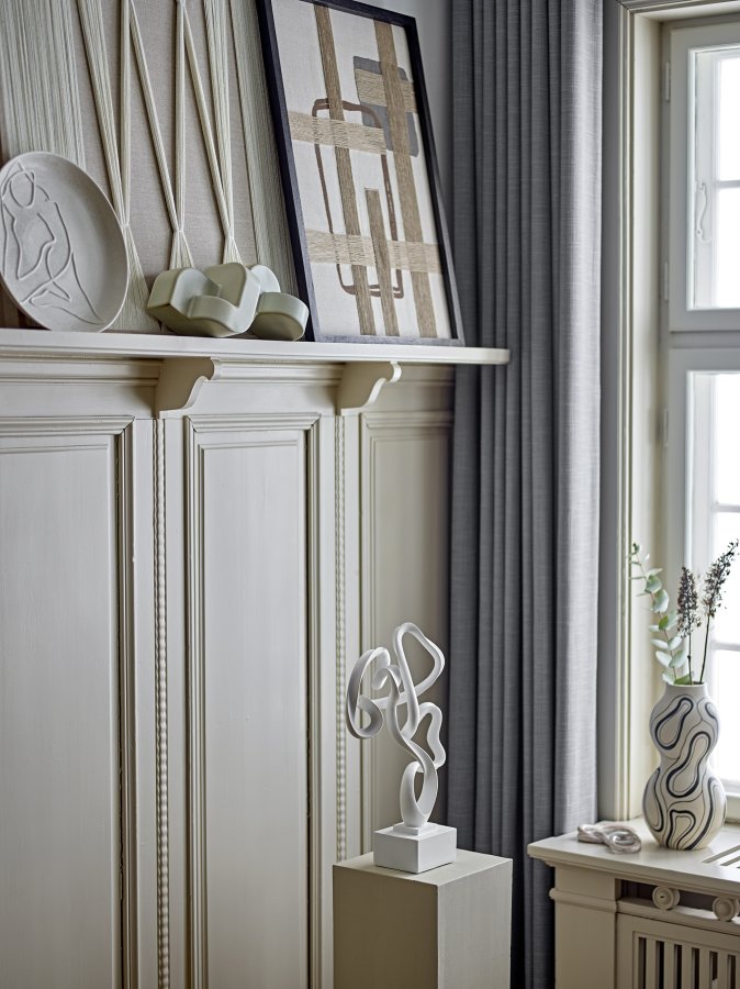 BLOOMINGVILLE Arista skulptur - hvid resin