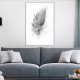 ARTGEIST Plakat med ramme - Lost Feather (Grey)